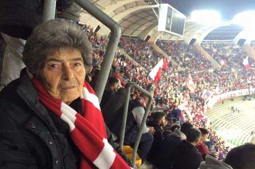 Nonna Lina, 87 anni e una vita in curva a Bari