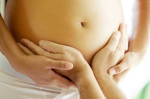 Donne incinta e neo-mamme, trasporti pubblici gratis a Bari