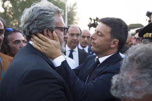 Taranto, Renzi contestato in occasione della visita al MarTa