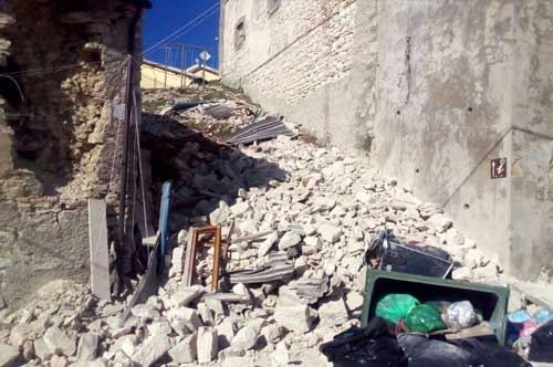 Cibo e cucina, 15 studenti di Castellaneta a Norcia per solidarietà Cibo e cucina, 15 studenti di Castellaneta a Norcia per solidarietà
