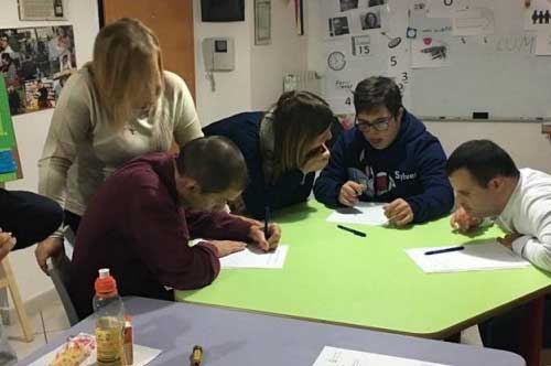 Un B&B gestito da ragazzi con sindrome di Down: a Foggia ecco “8 Stelle” Un B&B gestito da ragazzi con sindrome di Down: a Foggia ecco “8 Stelle”