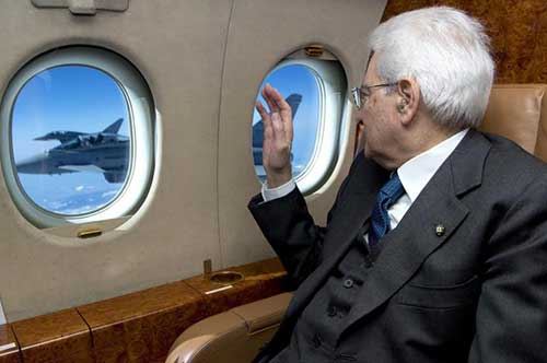 Gioia del Colle, c’è Mattarella scortato dai “caccia” Gioia del Colle, c’è Mattarella scortato dai “caccia”