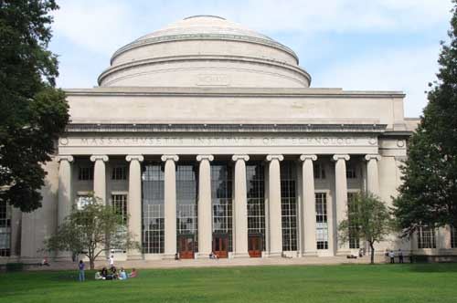 Gli Usa investono a Bari: al Politecnico un laboratorio targato Thorlabs