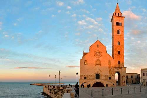 10 luoghi da non perdere in Puglia: un viaggio nella cultura regionale