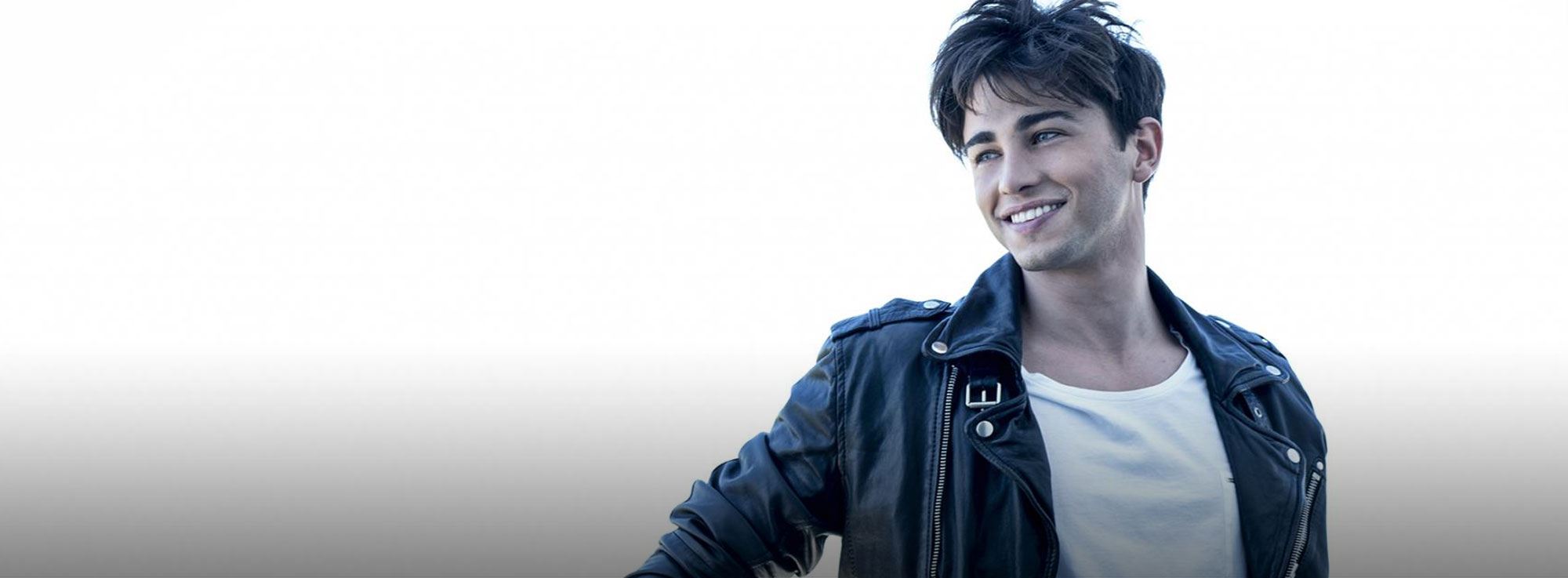 Mesagne: RIKI instore tour