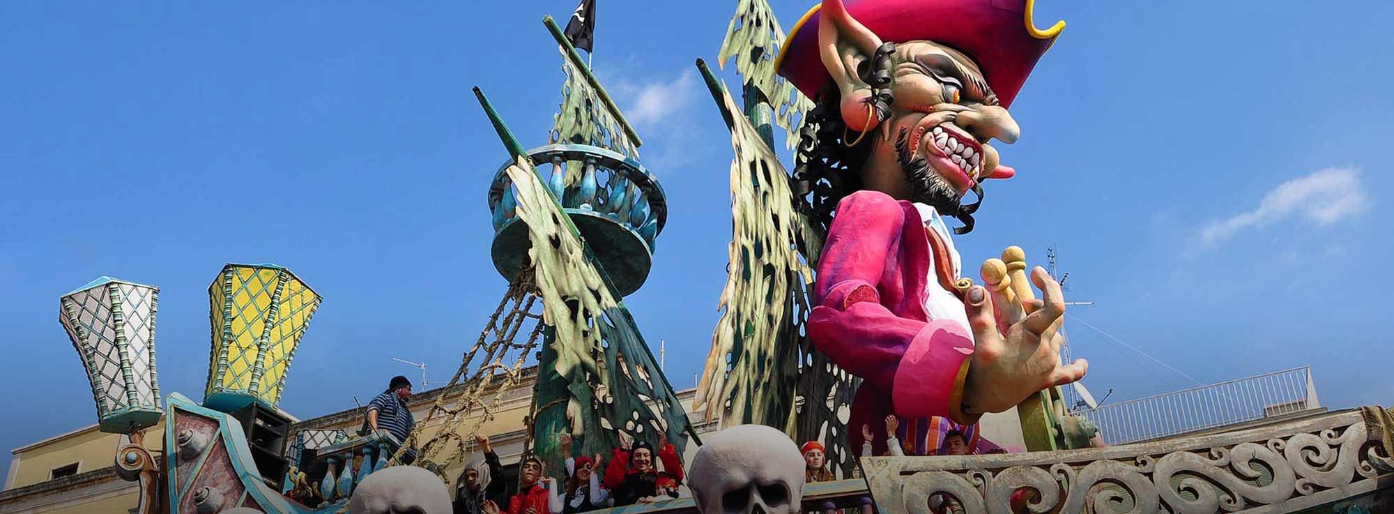Massafra: Carnevale estivo