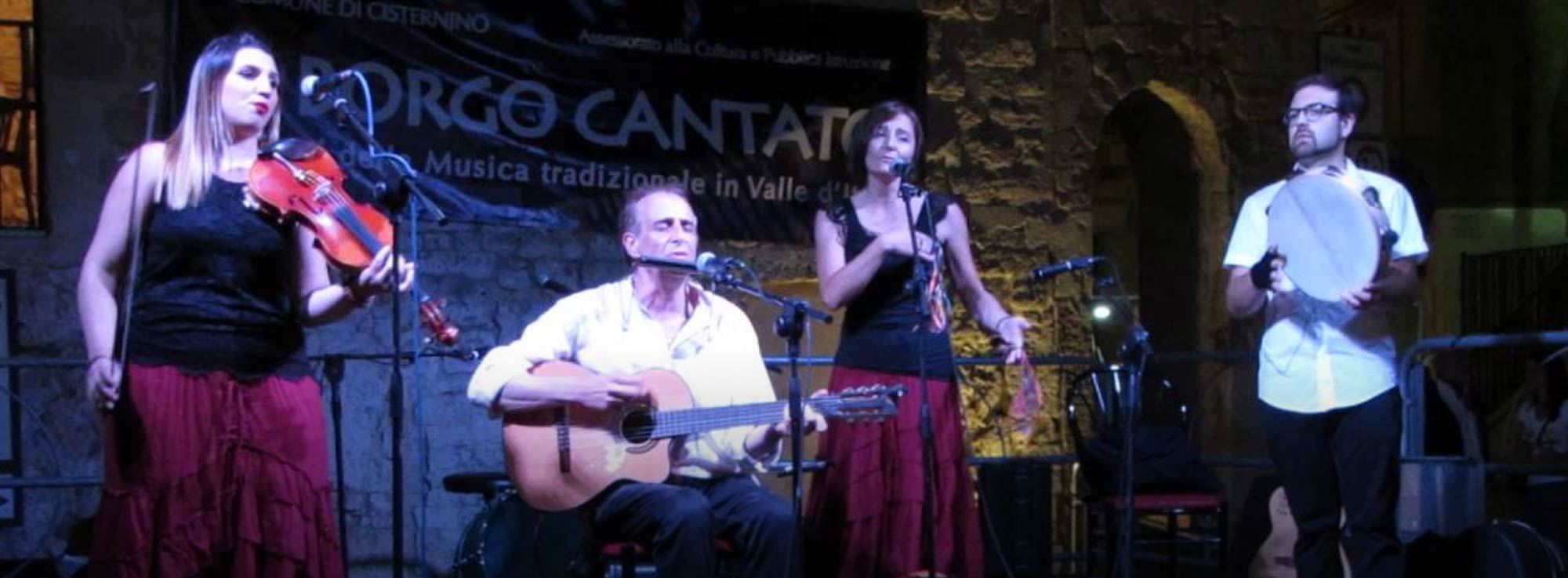 Cisternino: Il Borgo Cantato