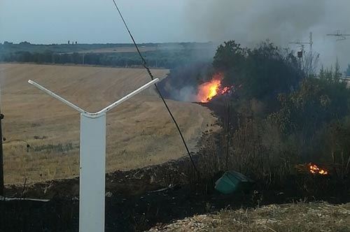Incendio sul Gargano: Peschici nella morsa del fuoco all’ombra del dolo Incendio sul Gargano: Peschici nella morsa del fuoco all’ombra del dolo