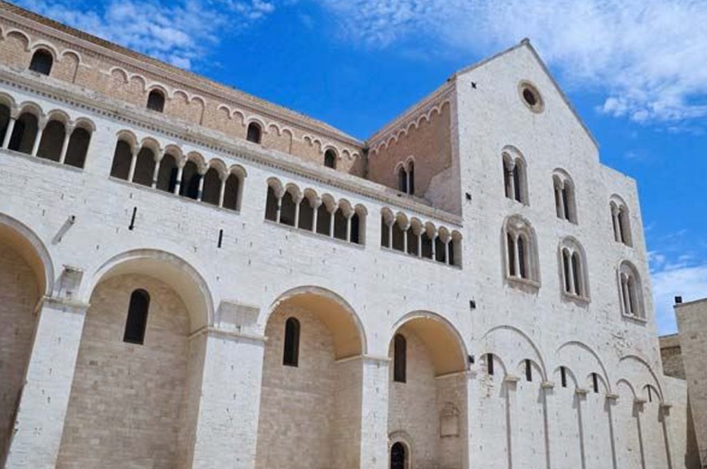 Basilica di San Nicola, un viaggio nella meraviglia del capoluogo pugliese