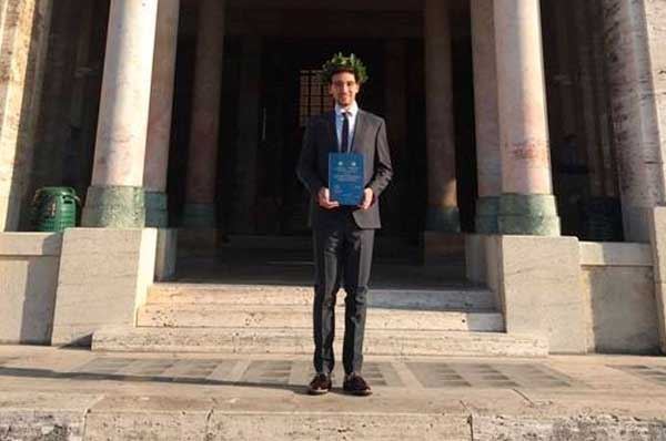 Francesco, è pugliese il primo laureato al mondo in Ingegneria Bionica