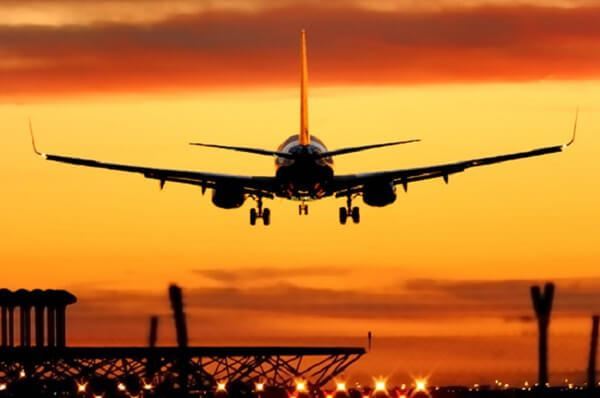 Raddoppio aeroporti in Puglia, 7 milioni a low cost per Foggia e Grottaglie