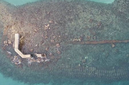 San Cataldo molo Adriano