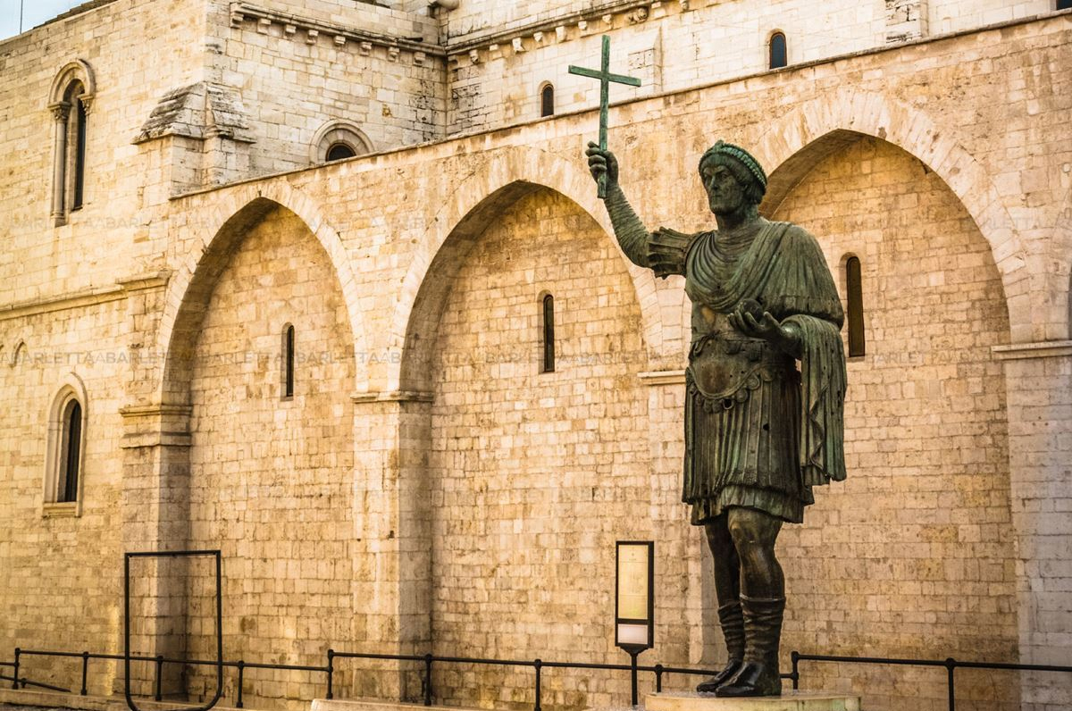 Eraclio, la storia e la leggenda della statua che salvò la città della Disfida