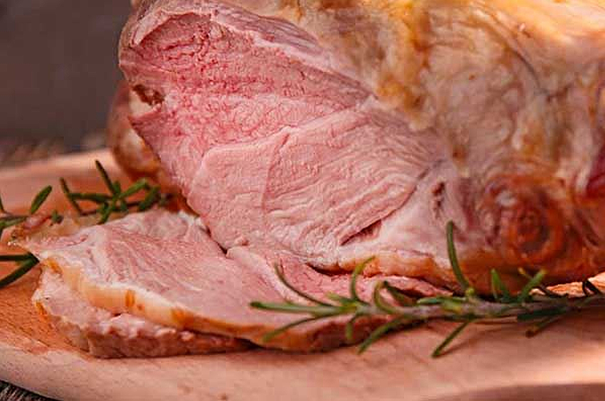 Agnello alle erbe aromatiche