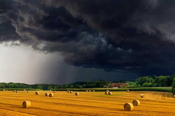 Meteo, fine settimana bagnato in Puglia, piogge e gelo per il weekend Meteo, fine settimana bagnato in Puglia, piogge e gelo per il weekend