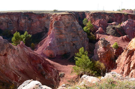 Cava di bauxite di Spinazzola