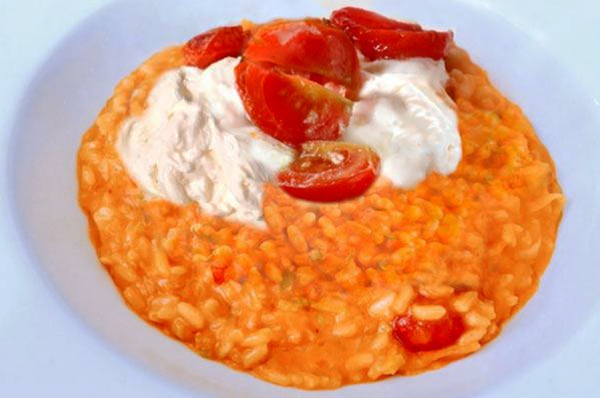 Riso, burrata e pomodori