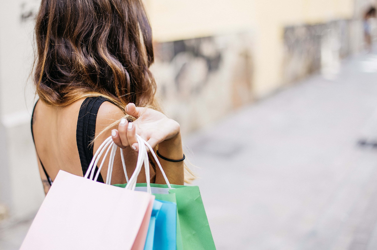 Black Friday, un venerdì tra tecnologia, abbigliamento e alimentari Black Friday, un venerdì tra tecnologia, abbigliamento e alimentari