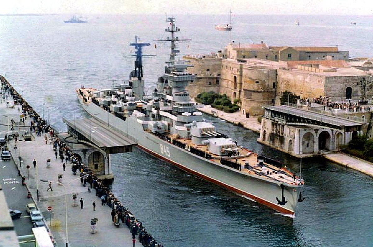 Ponte girevole di Taranto, un incontro tra efficienza e bellezza