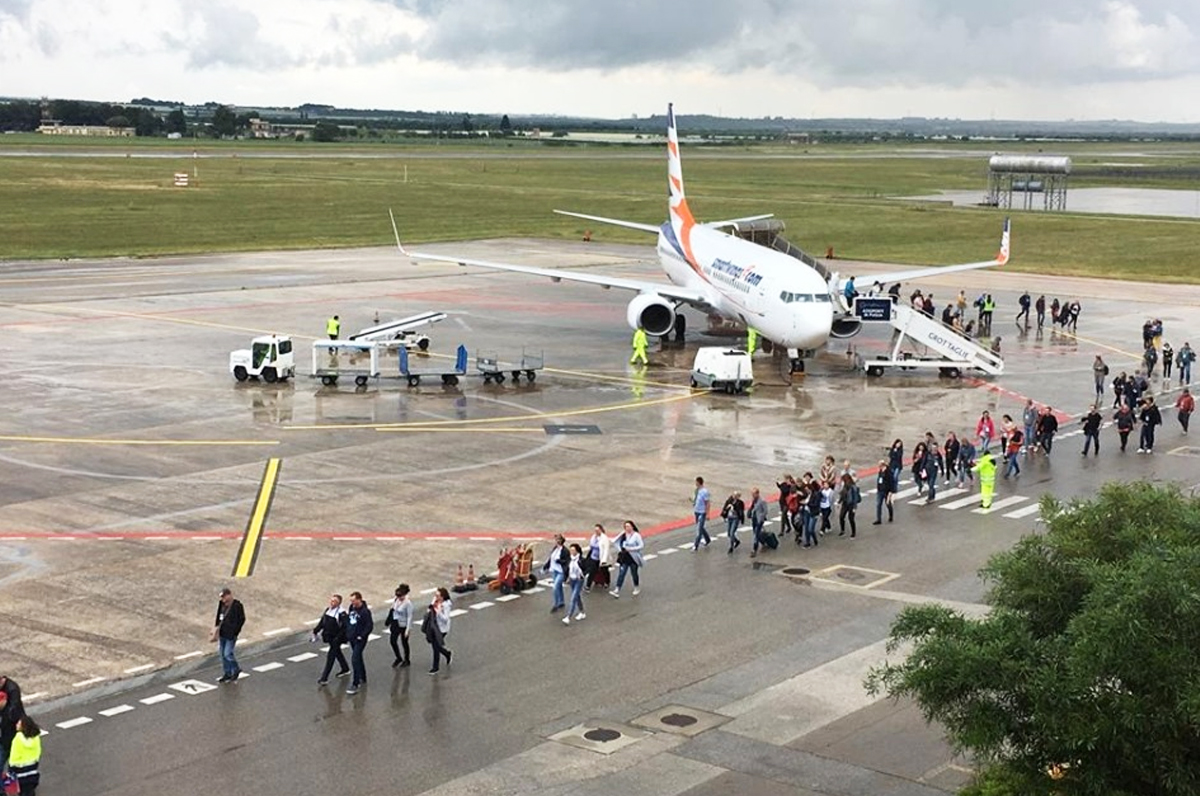 Aeroporto di Grottaglie, atterrati voli civili: apertura vicina?