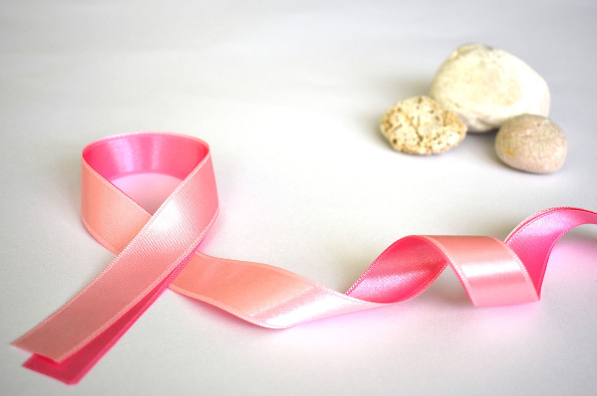 Un nastro rosa e...un nastro rosso