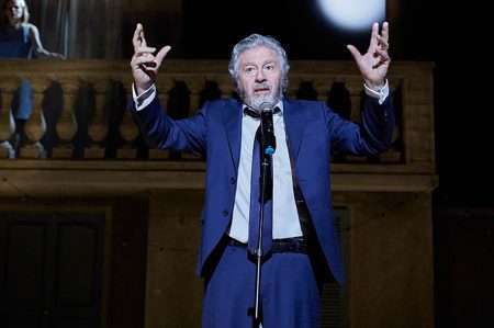 programmazione teatro apollo lecce