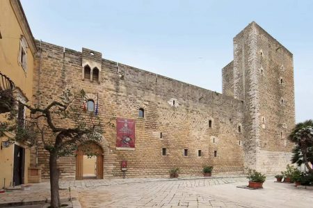 castello gioia del colle