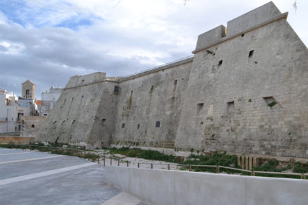 castello Mola di Bari