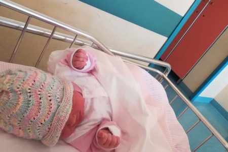 Barletta, nasce bimba per strada