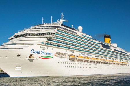 Costa Crociere dona cibo a Taranto