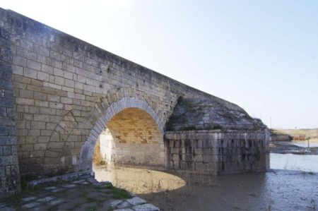ponte romano sull'Ofanto