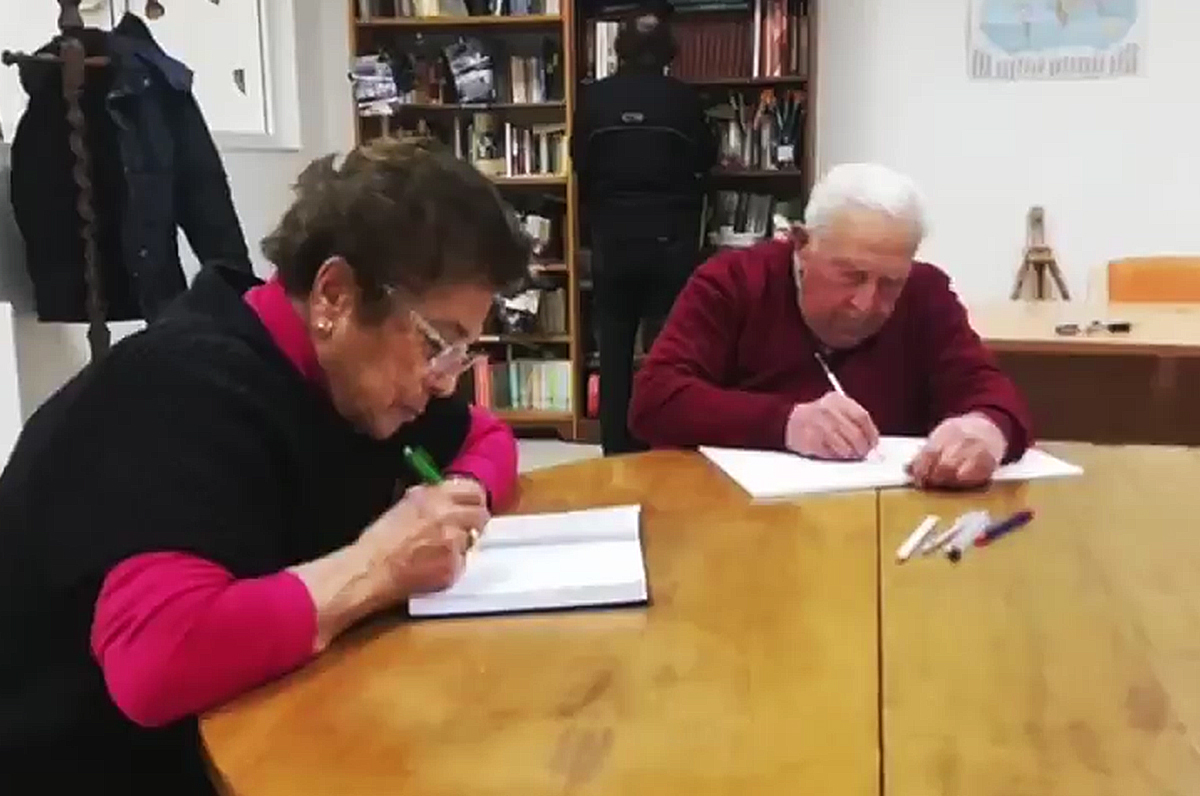 Gioia del Colle, tre nonni realizzano il sogno di conseguire la licenza media