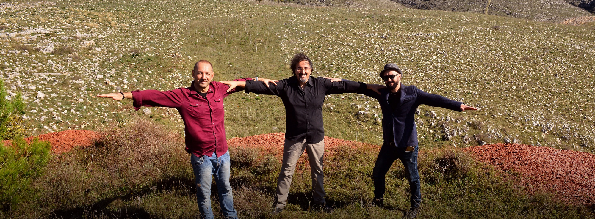 Mola di Bari: Kaledo Sea live