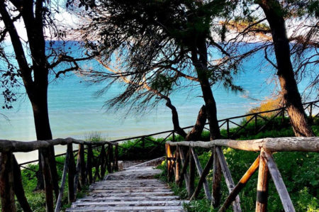 Spiaggia dei cento scalini