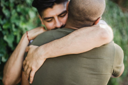 Sidney, da bestemmia in pugliese si riconoscono zio e nipote