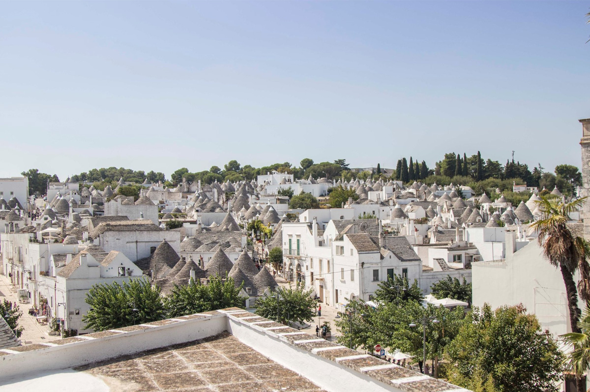 Alberobello è tra i “500 luoghi più belli del mondo” Alberobello è tra i “500 luoghi più belli del mondo”
