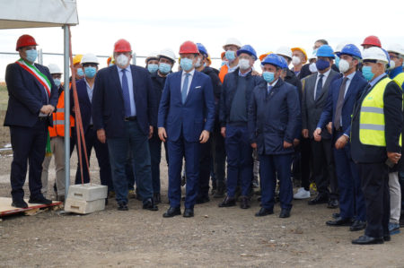 Ospedale San Cataldo di Taranto, Conte presente all'apertura del cantiere