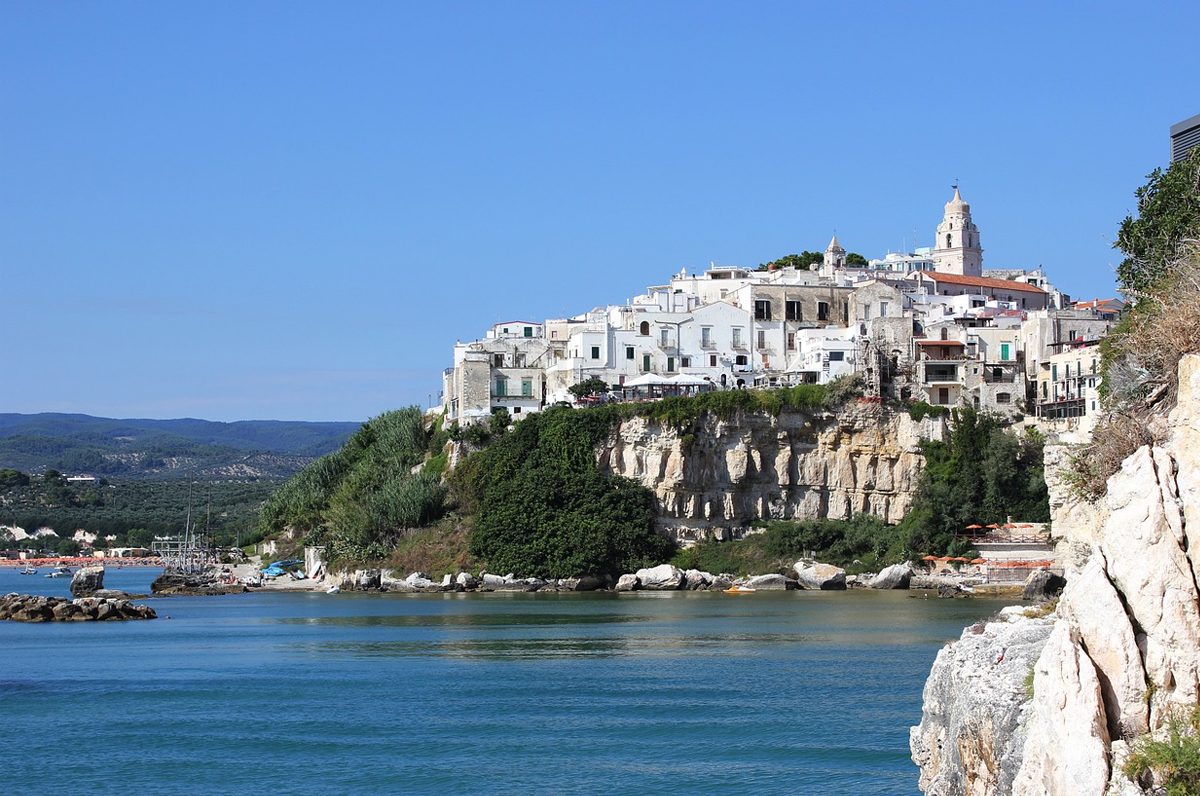 “Forbes” elogia la Puglia come uno dei 20 posti più belli “Forbes” elogia la Puglia come uno dei 20 posti più belli