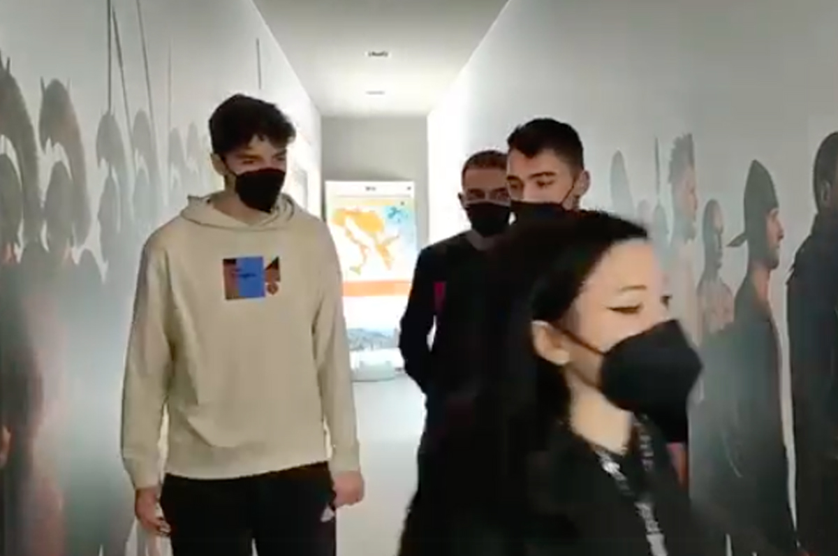 Canne della Battaglia in compagnia di un umanoide