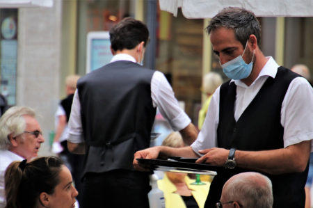 Puglia in zona gialla, cosa si può fare e cosa no