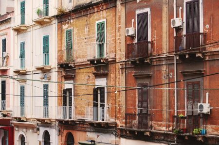 Taranto Città vecchia, bando "Case a 1 euro"