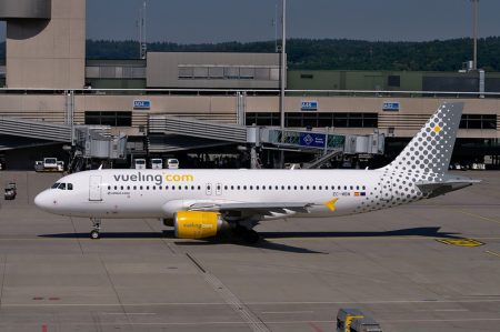 Bari-Parigi volo con Vueling