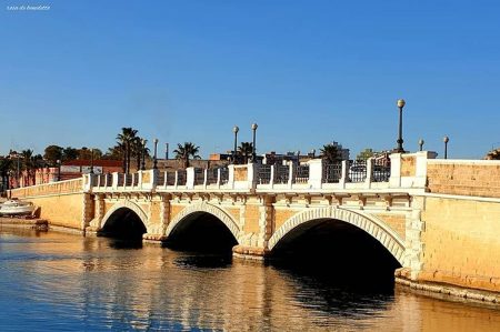 Ponte di Pietra di Taranto