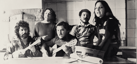 50 anni di Canzoniere Grecanico Salentino in mostra a Melpignano fino al 17 agosto | Puglia.com