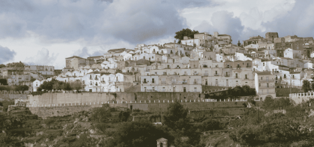 Epifania a Monte Sant'Angelo: la vera rivelazione dell'inverno in Puglia | Puglia.com