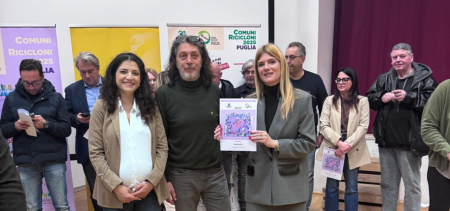 Barletta premiata da Legambiente come Comune Riciclone 2025 | Puglia.com